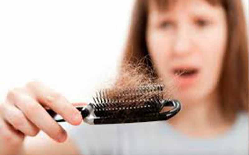 آیا رنگ کردن مو، دلیل ریزش آن است؟